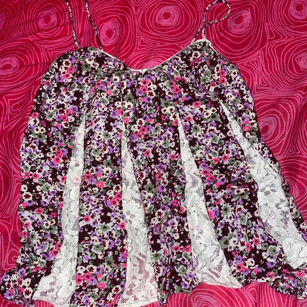 AMERICAN EAGLE floral & lace spaghetti strap tank